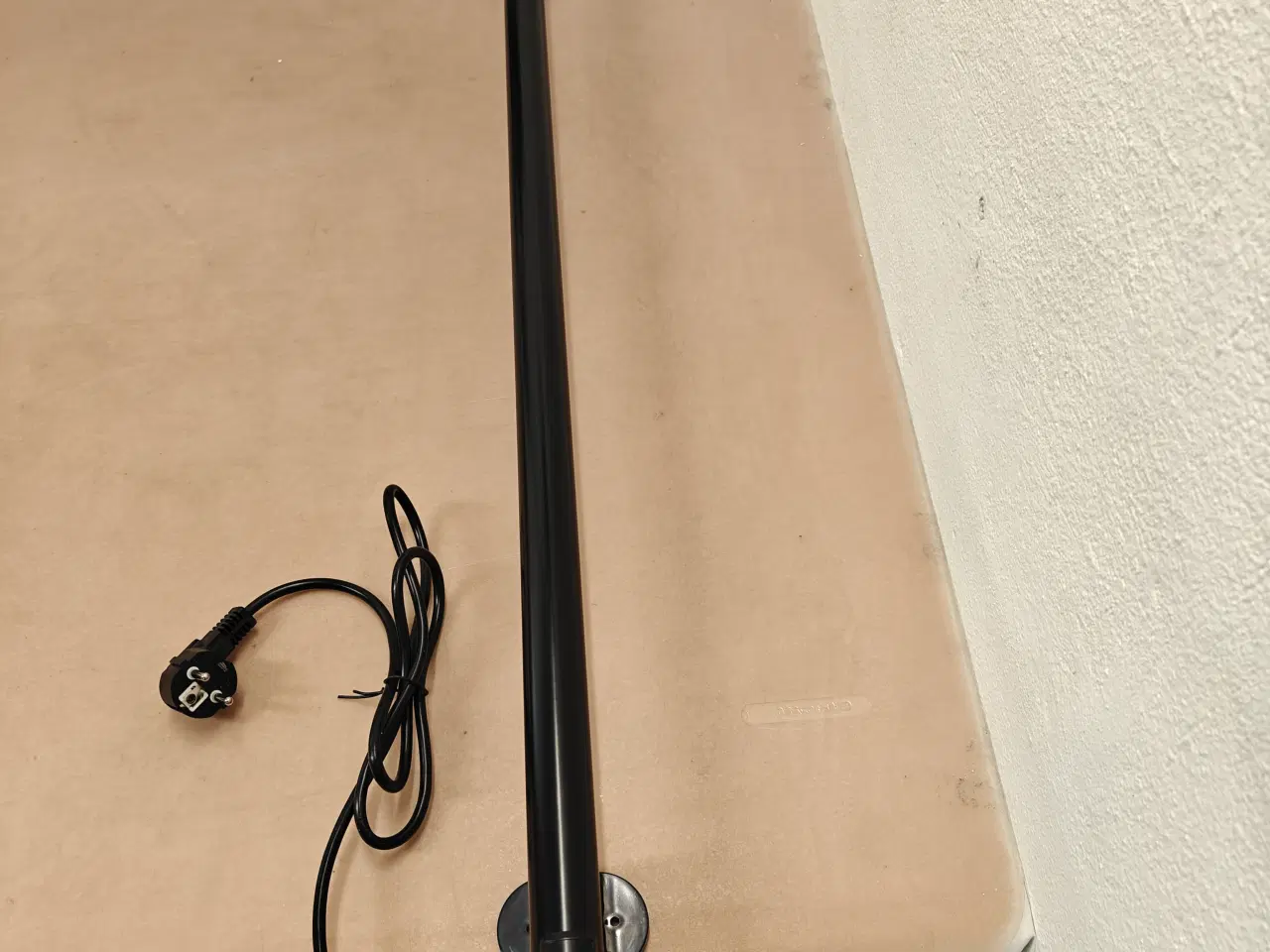 Billede 5 - Håndklædetørrer, el, 6 140 cm. Ubrugt 