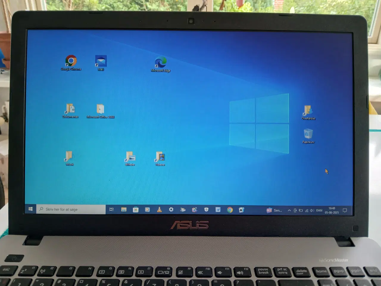 Billede 1 - 15,6”  ASUS F550L – PC