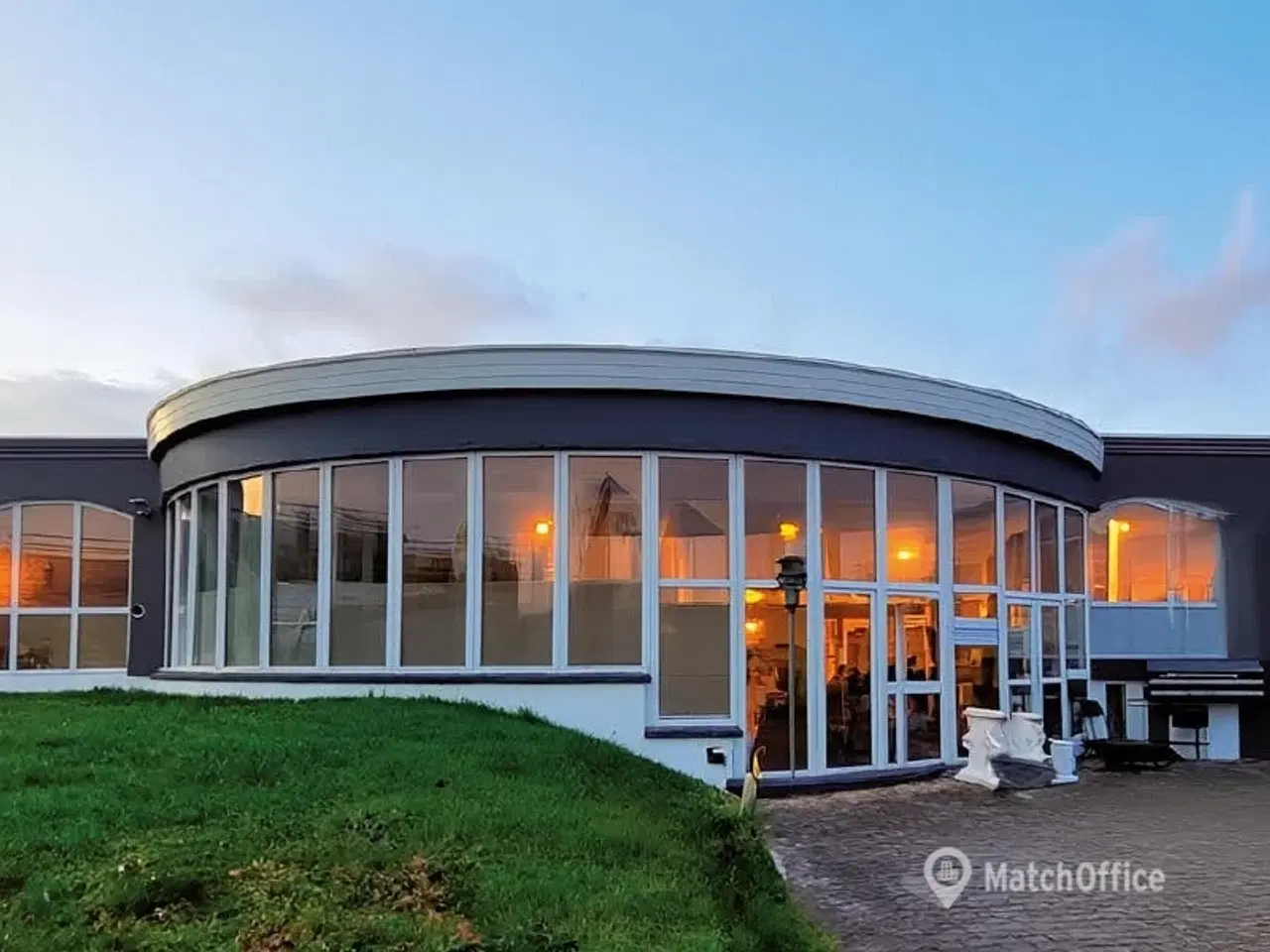 Billede 1 - Fuldt indrettet kosmetisk privat hospital. Har flere anvendelses muligheder