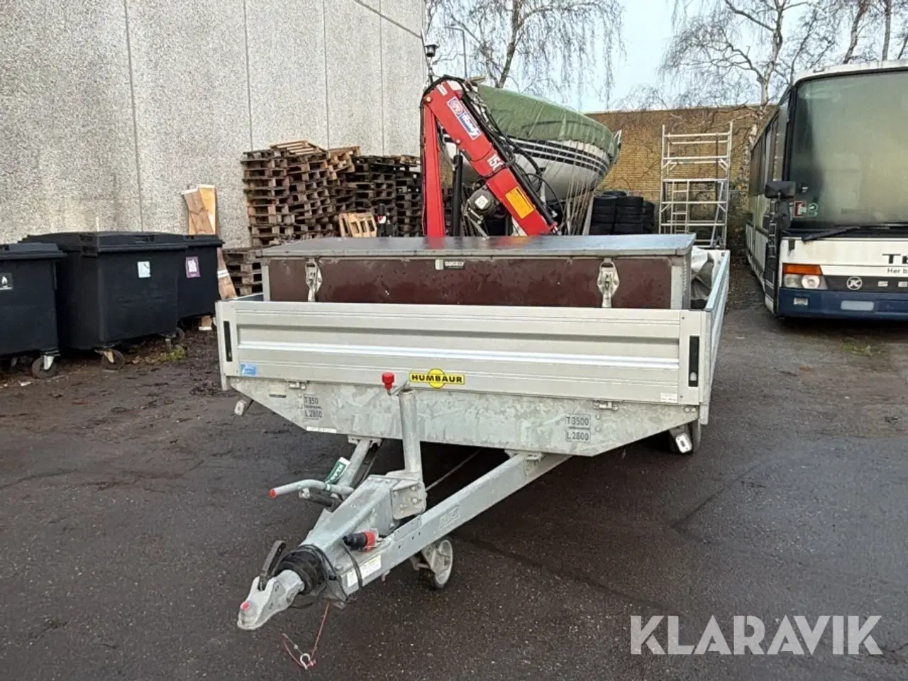 Billede 1 - Humbaur 3.500 kg 3-akslet trailer med HMF 152 kran Humbaur 354121