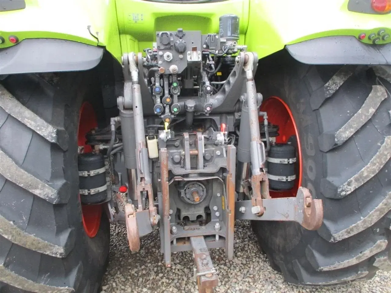 Billede 4 - CLAAS AXION 830 CMATIC Med frontlæsser