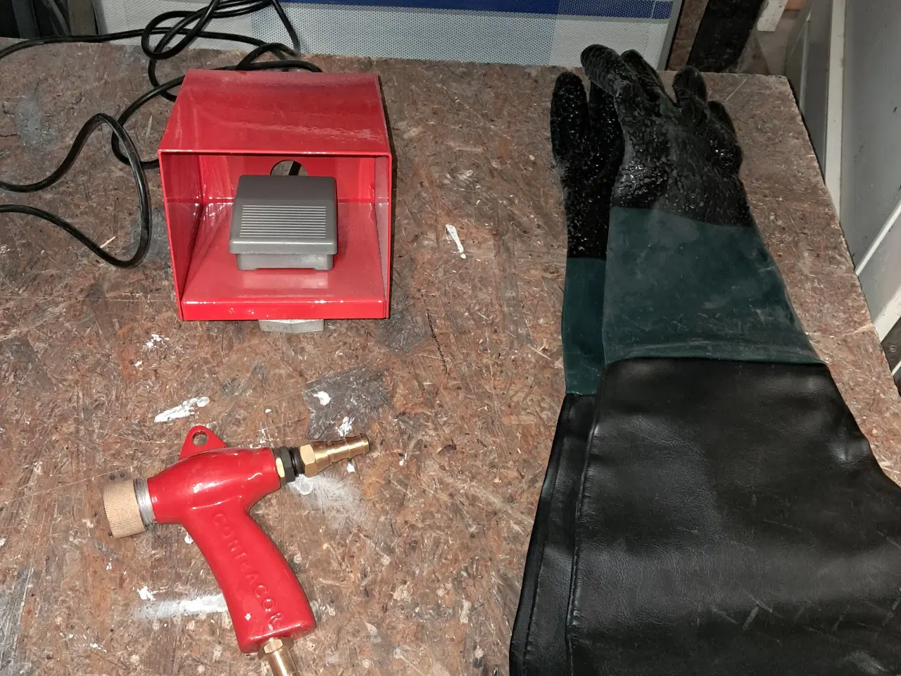 Billede 4 - Sandblæse kabine