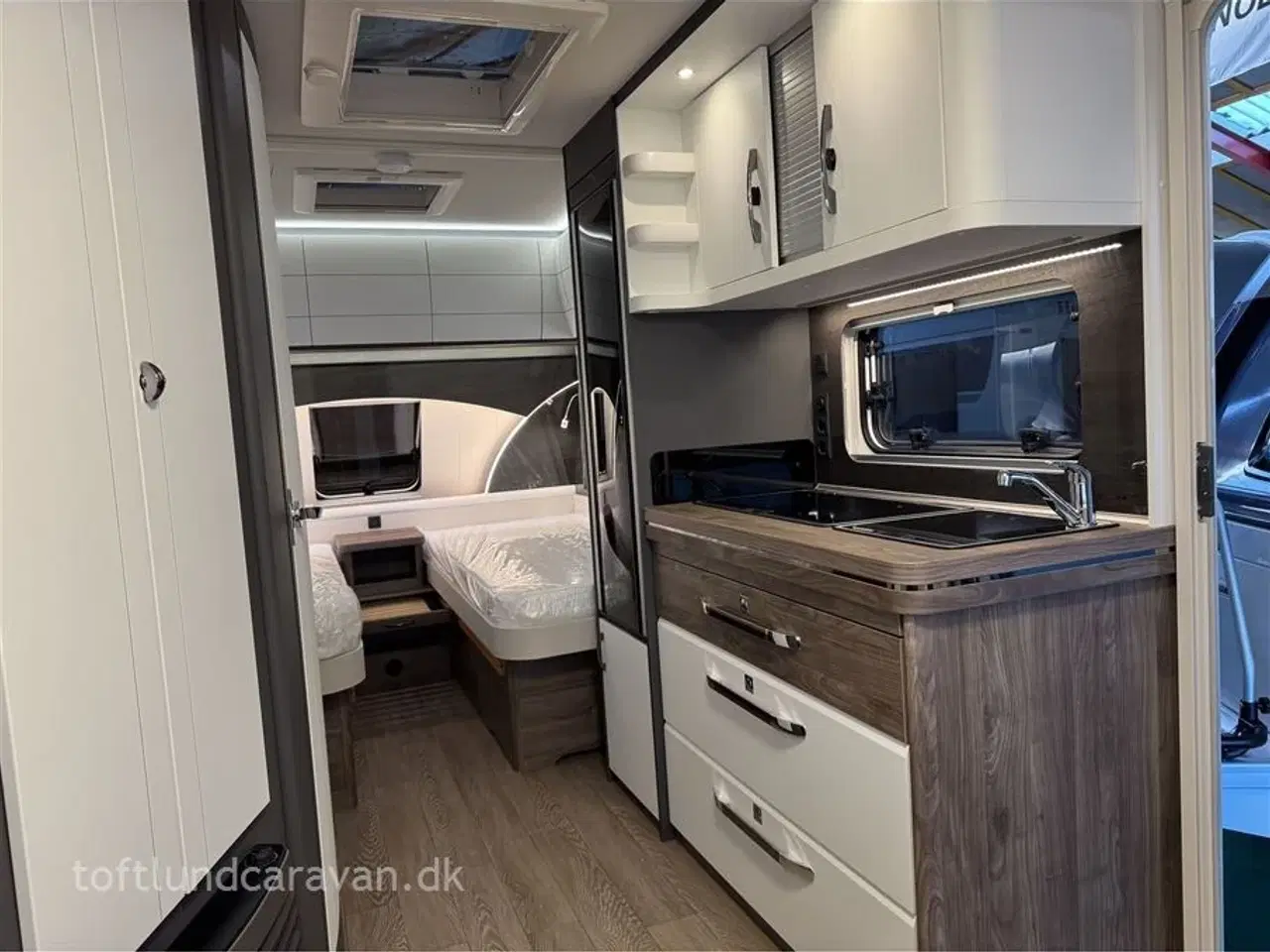 Billede 15 - 2026 - Hobby Excellent Edition 495 UL   Mest populære vogn med enkeltsenge. NY 2026 MODEL, PÅ LAGER, klar til omgående levering.