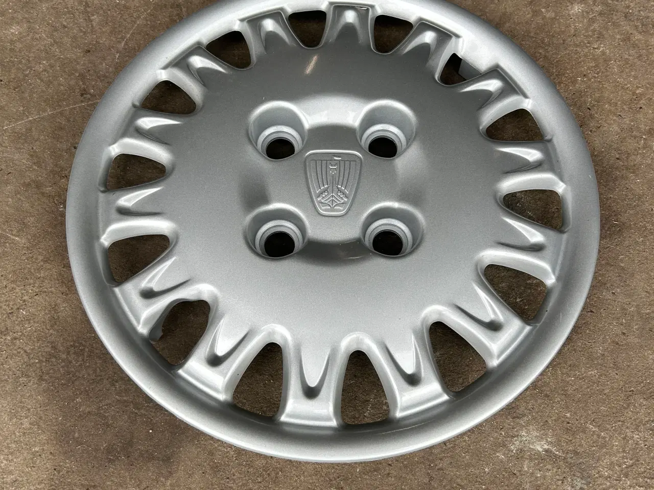 Billede 9 - Rover Navkapsler 