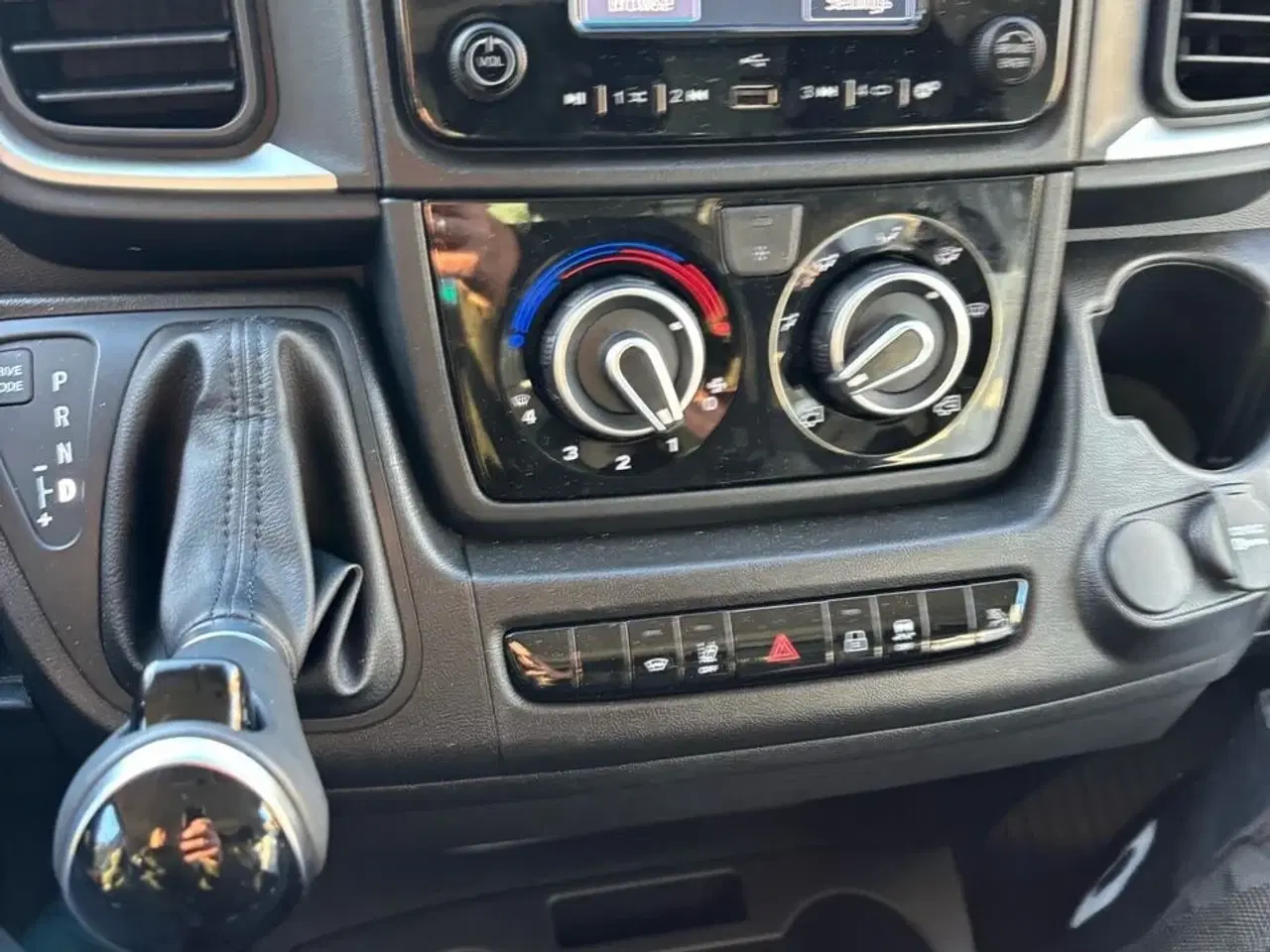 Billede 5 - Peugeot Boxer 335 L3 2,2 BlueHDi Premium 140HK Ladv./Chas. 8g Aut.