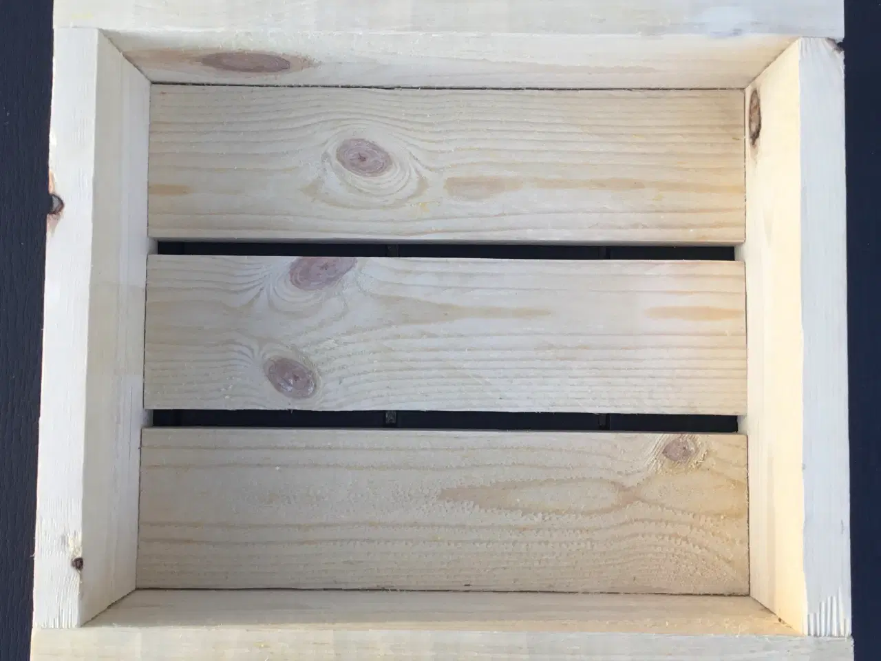 Billede 8 - Træ kasse / bakke i genbrugstræ fyr 35 x 30