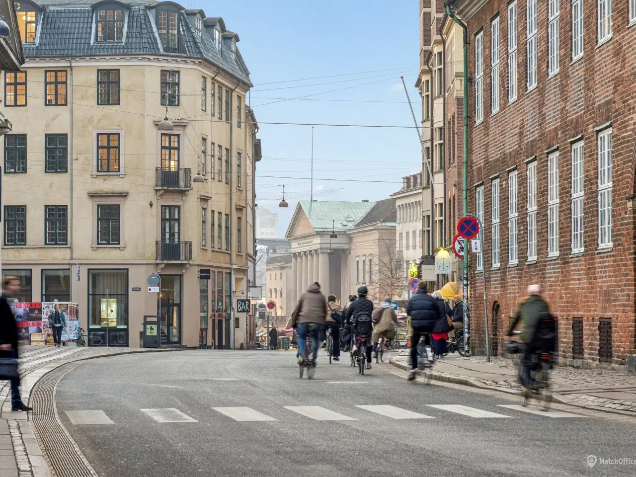 Billede 2 - Kontorlejemål i baghuset af gennem-renoveret ejendom