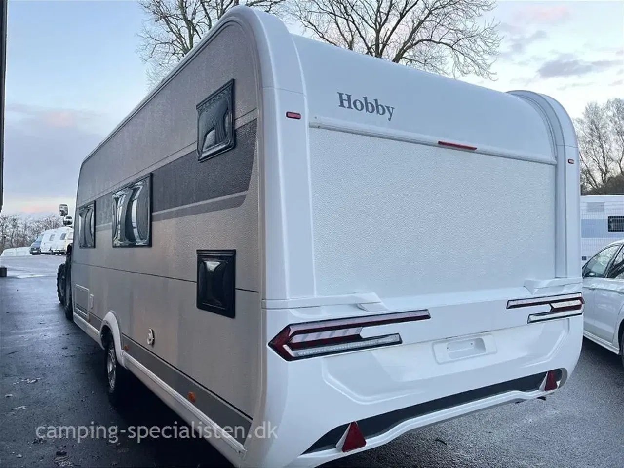 Billede 3 - 2024 - Hobby De Luxe 560 KMFe   Hobby De Luxe 560 KMFe ny model 2024 - kan ses nu hos Camping -Specialisten.dk