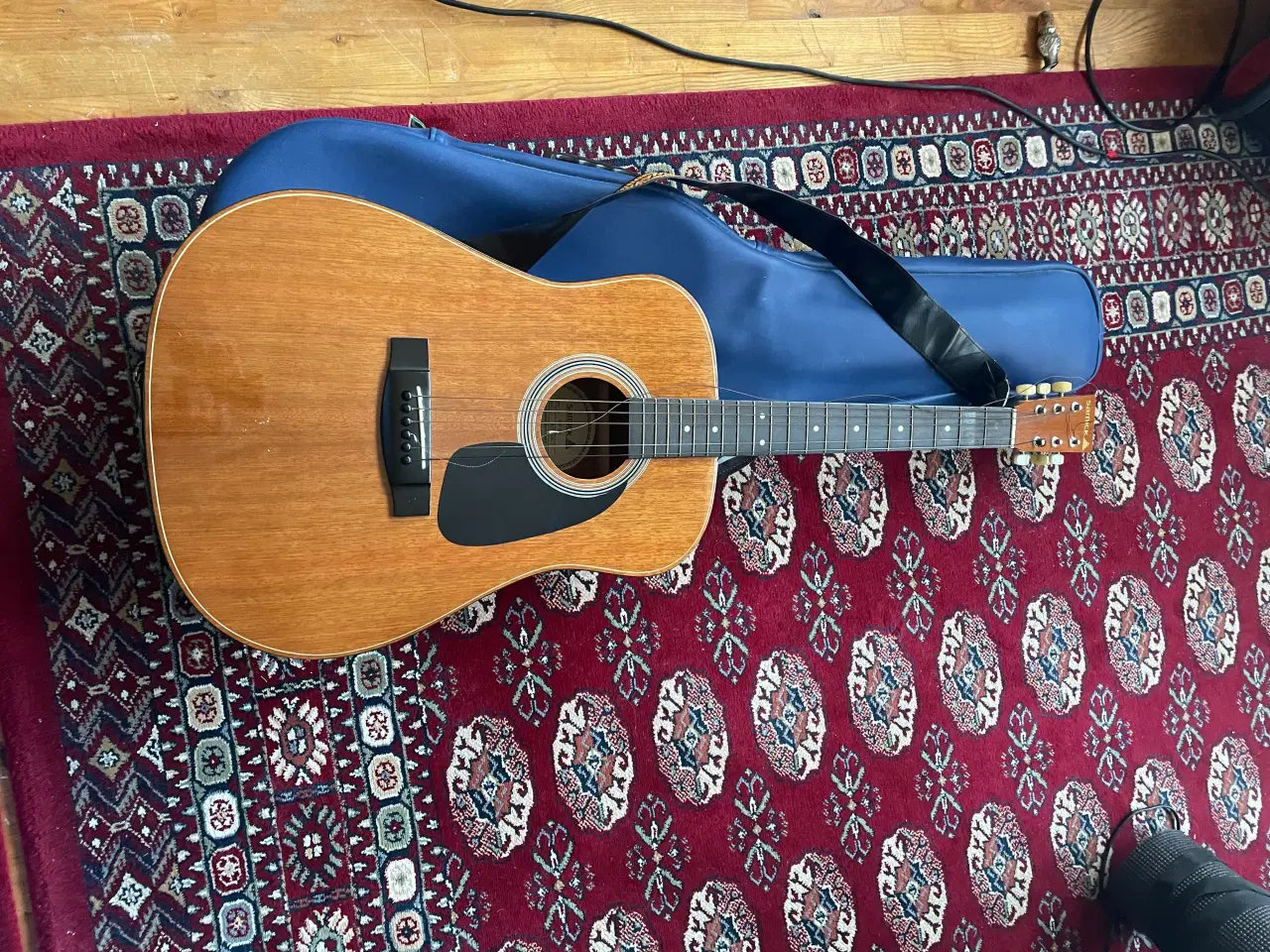 Billede 1 - Samick guitar med blå taske