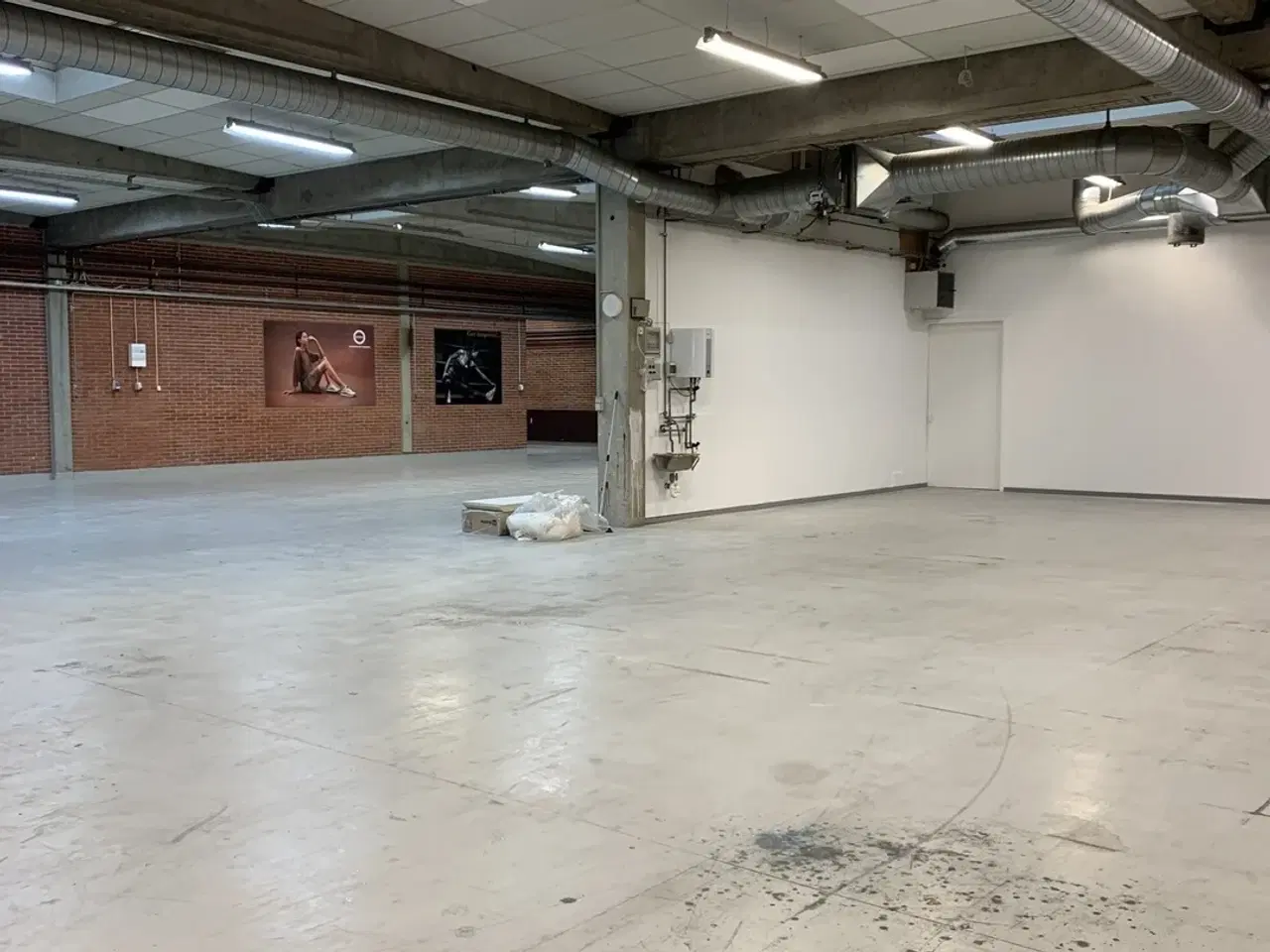 Billede 1 - Lagerlejemål med maksimal synlighed og suveræn beliggenhed i Skejby – Århus N