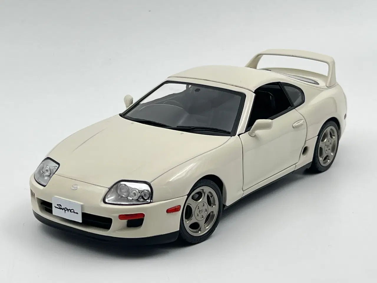 Billede 1 - 1993 Toyota Supra Targa A80 Mk4 - 1:18