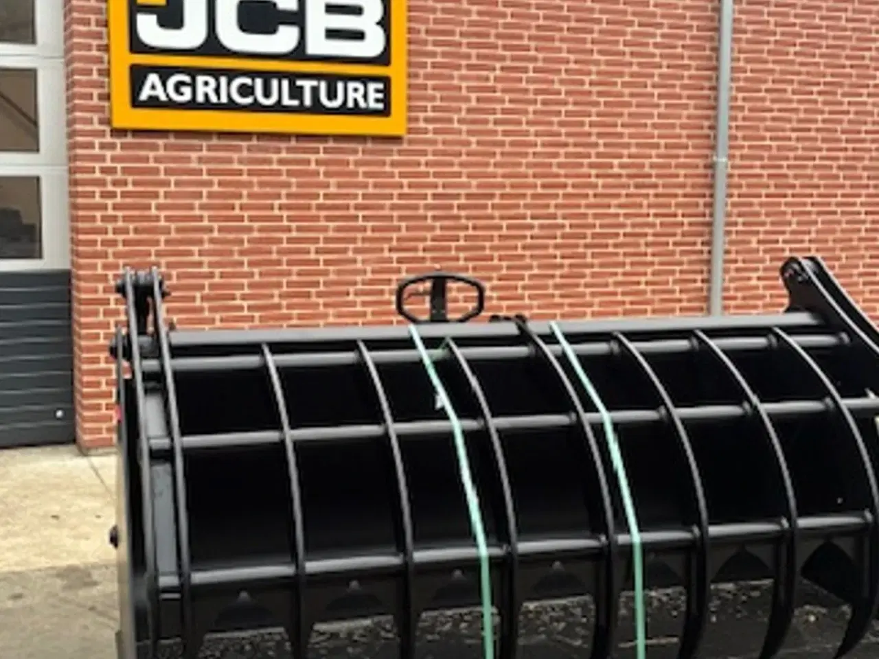 Billede 2 - JST S overfaldsskovl m/skårne tænder