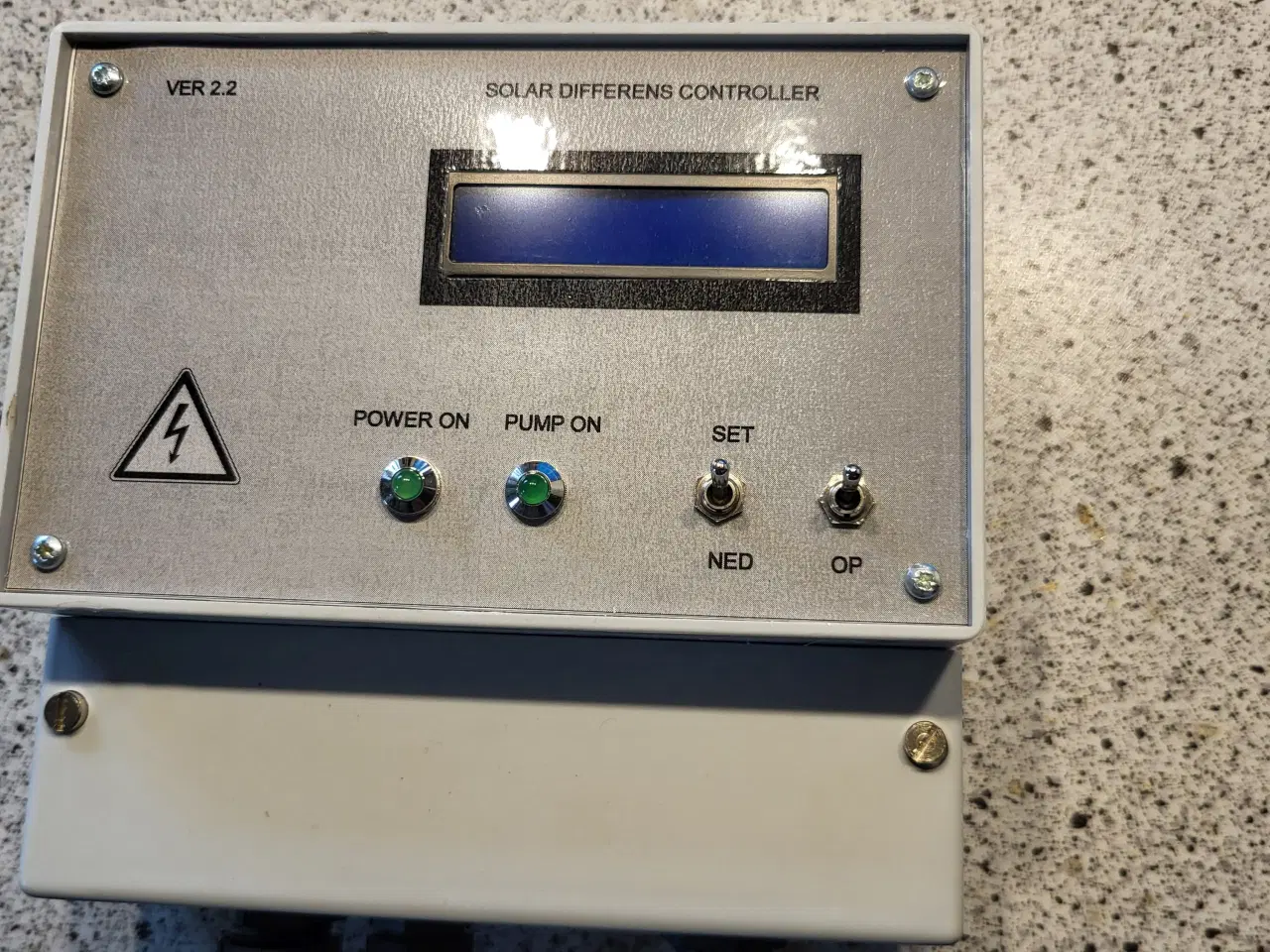 Billede 1 - Solvarme styring Elektronisk