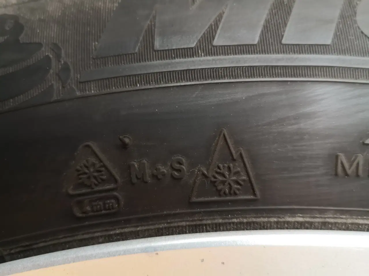 Billede 3 - 4 stk. Godkendt Vinterdæk på alufælge