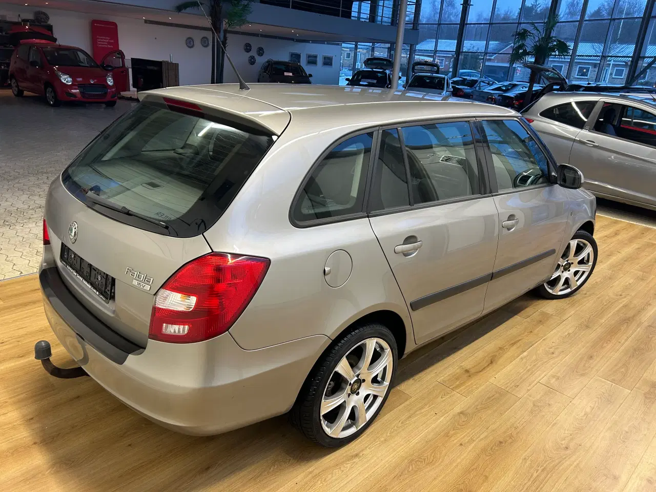 Billede 5 - Flot og rummelig Skoda Fabia