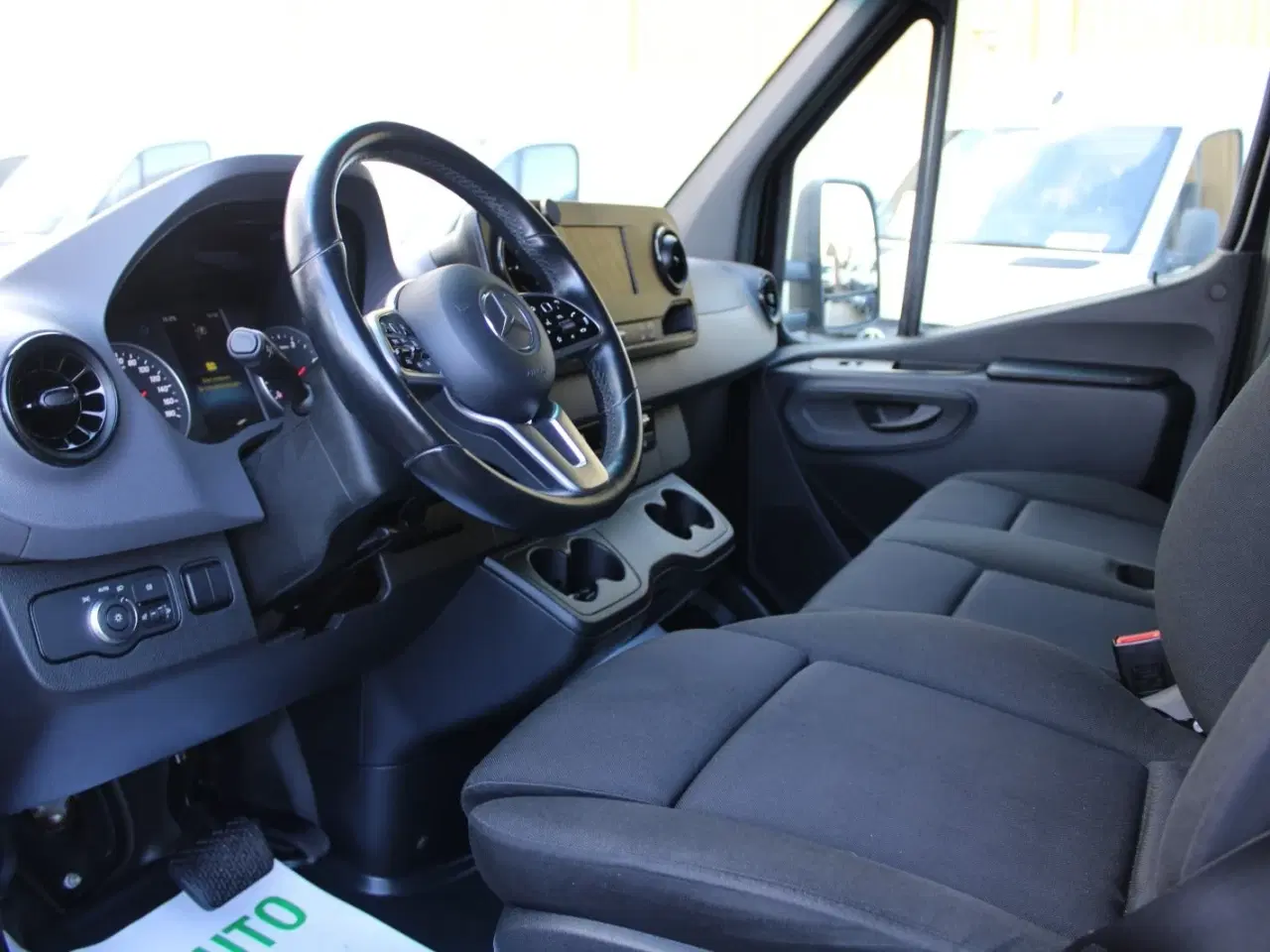 Billede 3 - Mercedes Sprinter 314 2,2 CDi A2 Alukasse m/lift FWD