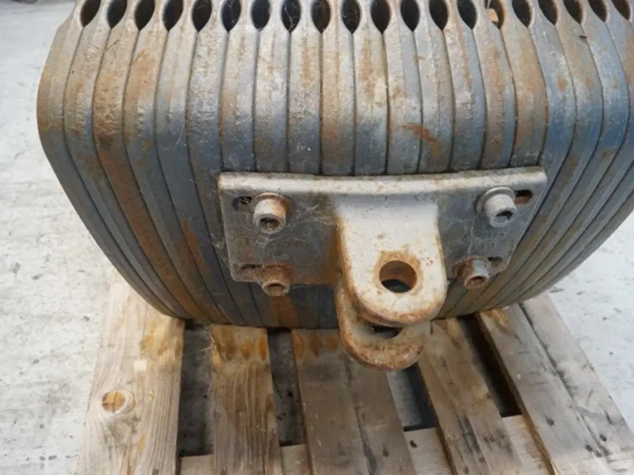 Billede 18 - New Holland 8770 SS Frontvægt 