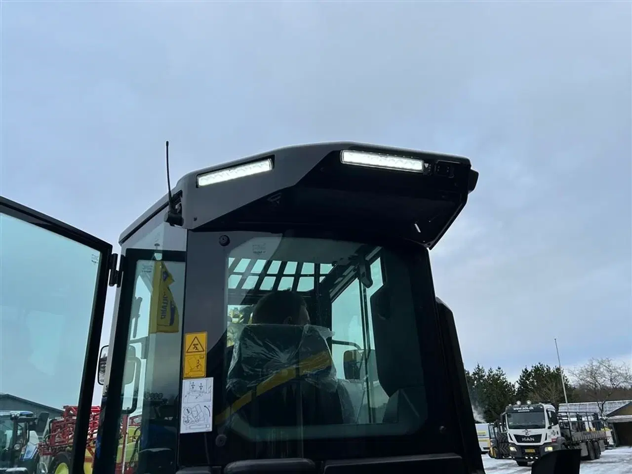 Billede 4 - New Holland E75D