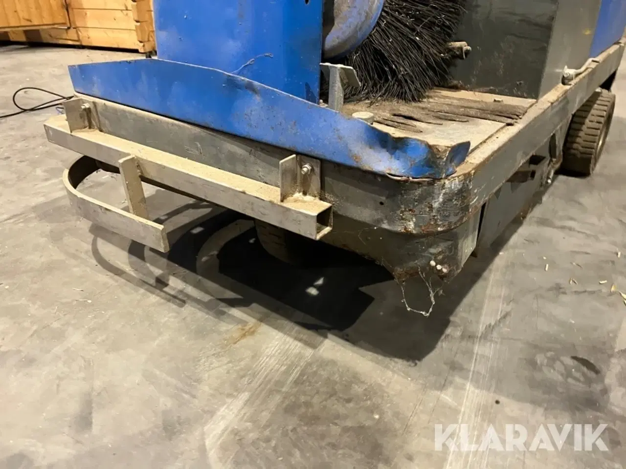 Billede 7 - Fejemaskine Isal 110 E