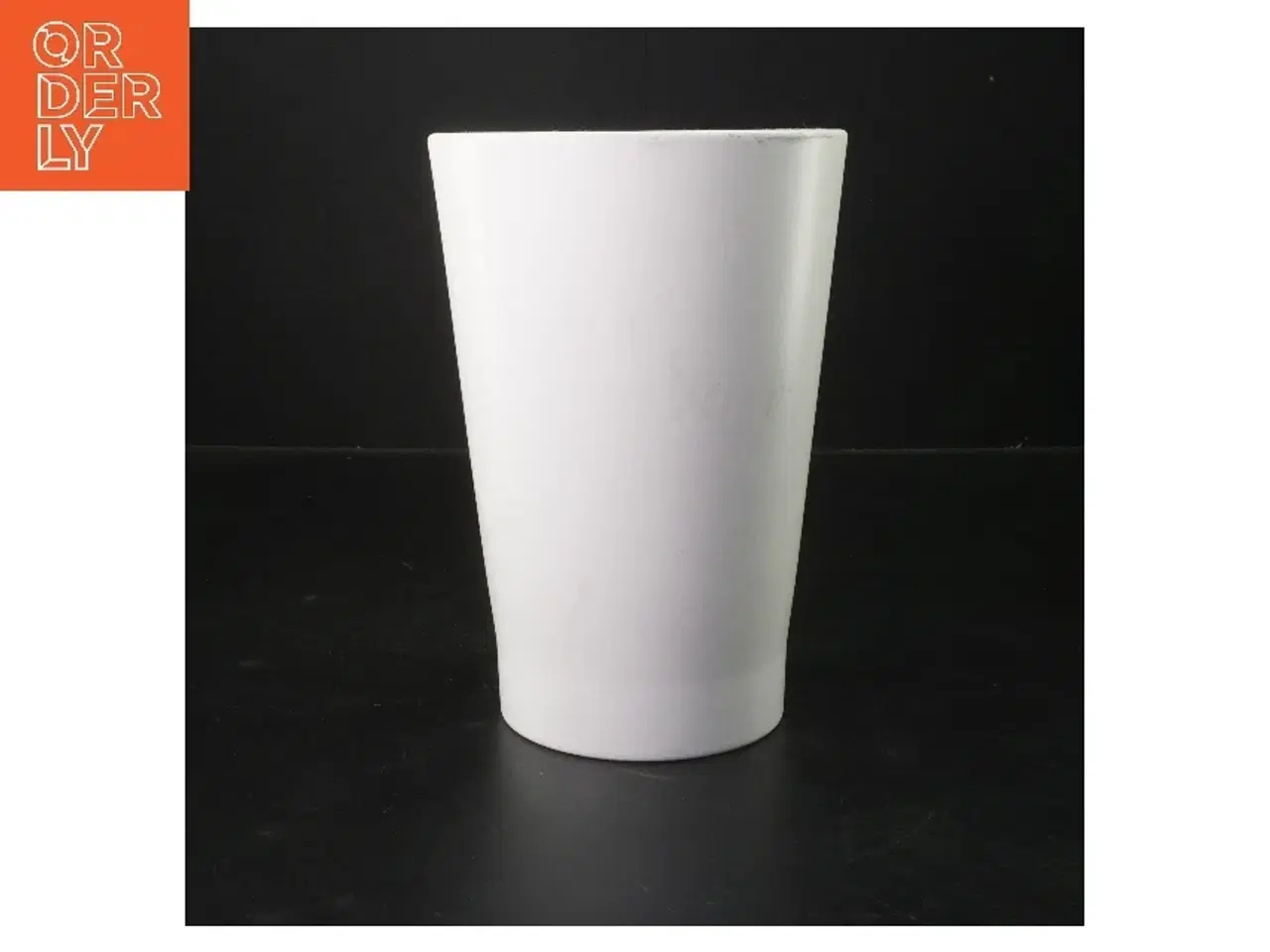 Billede 1 - Hvid keramikvase fra IKEA (str. 20x14 cm)