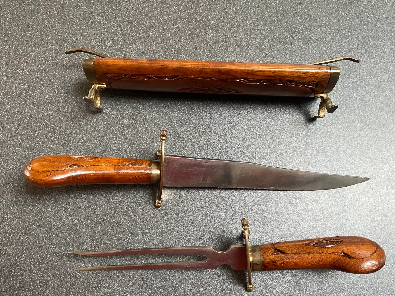 Billede 2 - forskærer Sæt med Skærekniv og Gaffel i Træ/metal