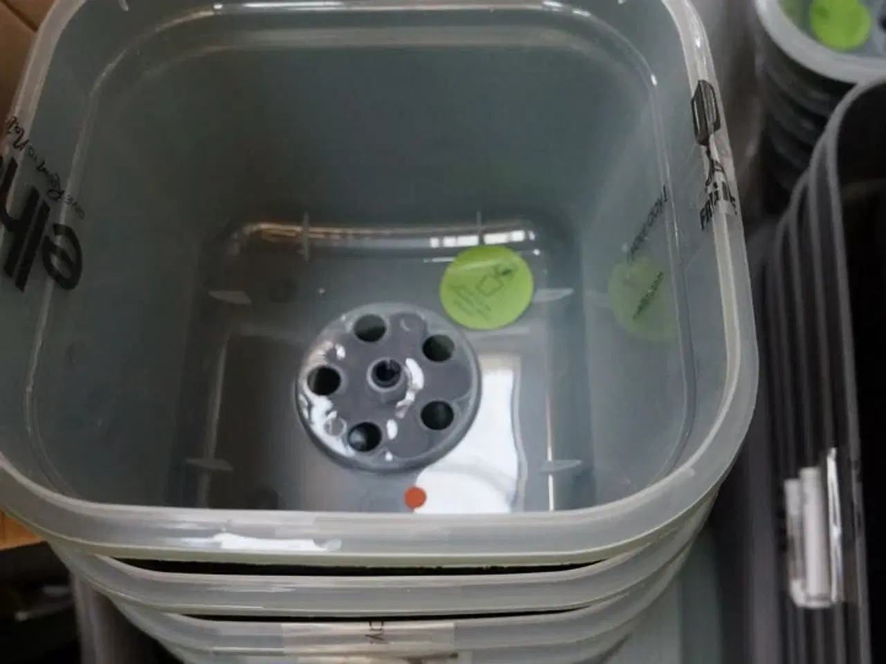 Billede 6 - Palle med diverse plastspande