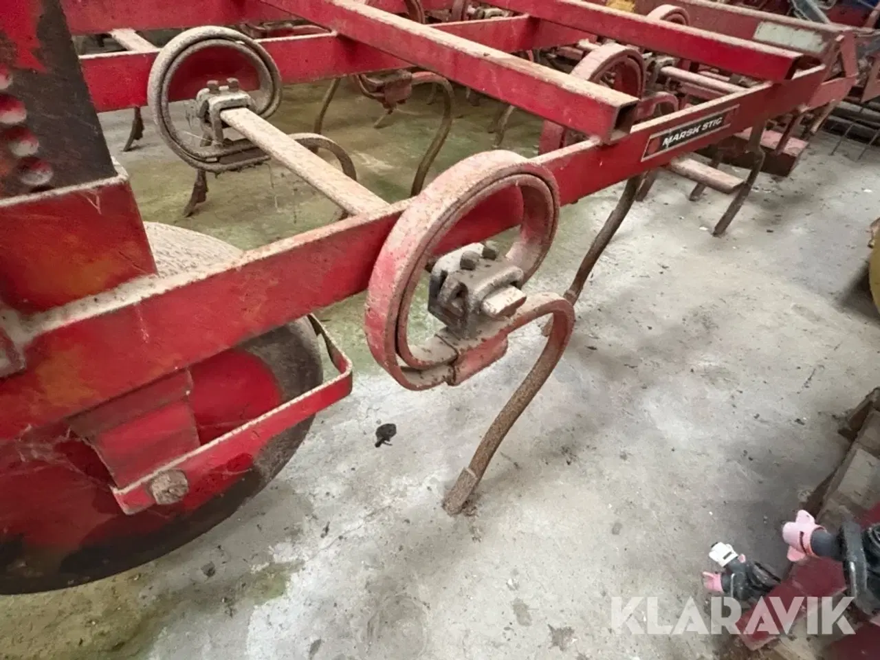 Billede 9 - Forårsharve Marsk Stig