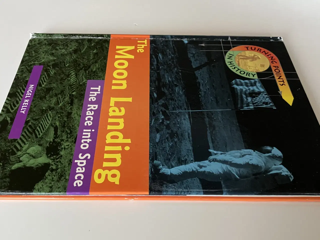 Billede 9 - The Moon Landing. By Nigel Kelly