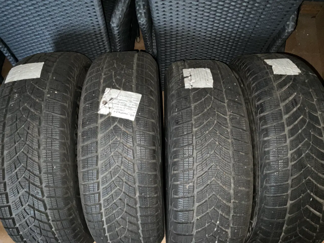 Billede 1 - Vinterdæk 225/65/17