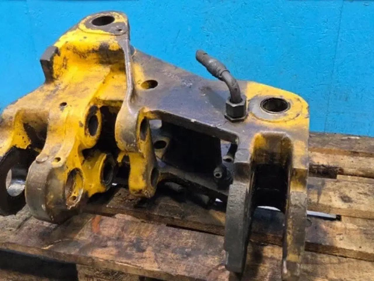 Billede 9 - New Holland LB110 Beslag 85803623