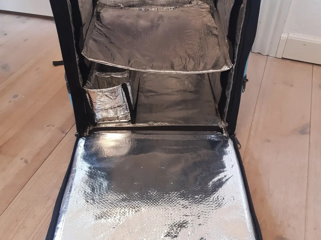 Billede 3 - Wolt taske mm.
