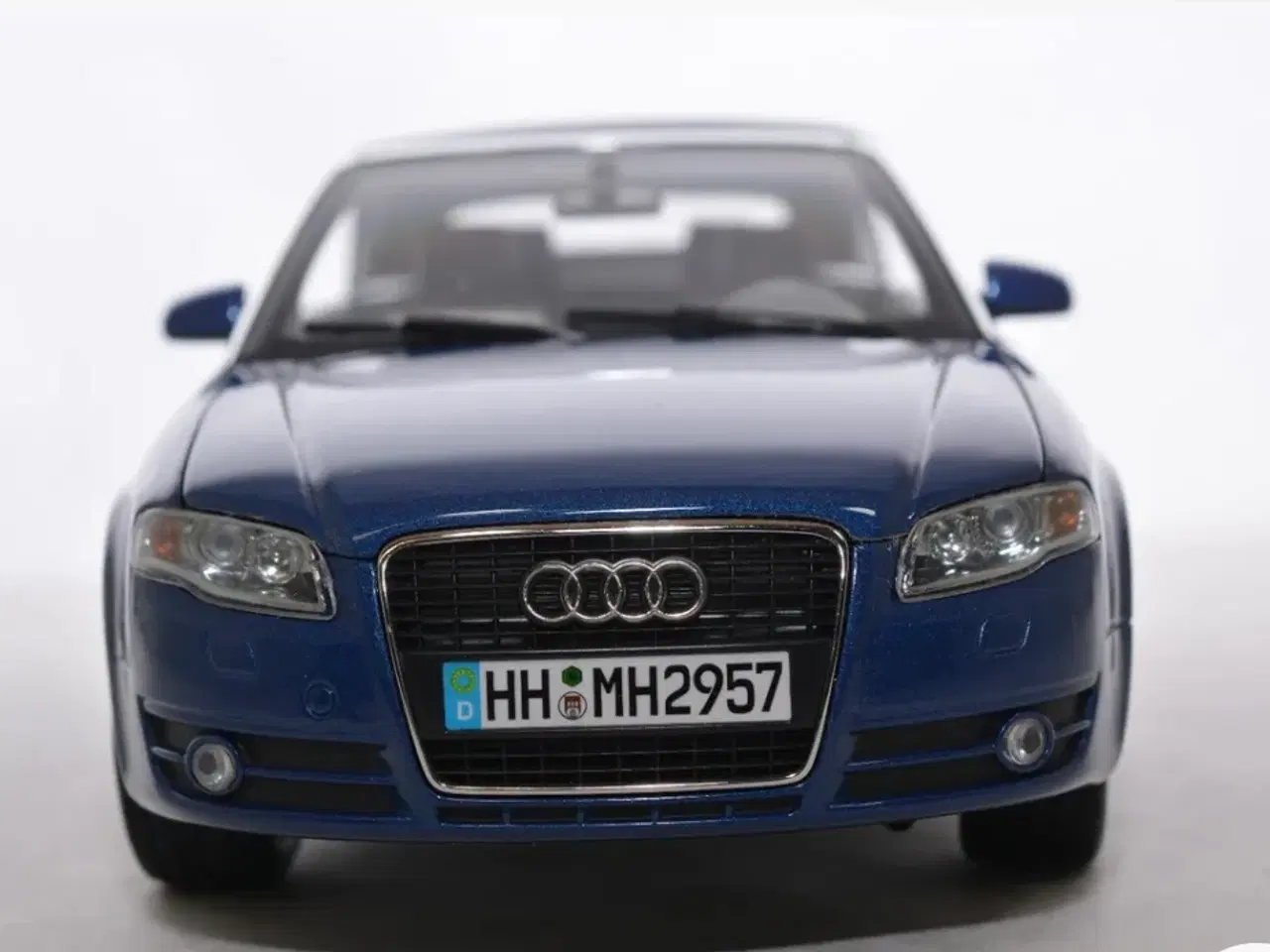 Billede 2 - 1:18 Audi A4 B6 Cabriolet