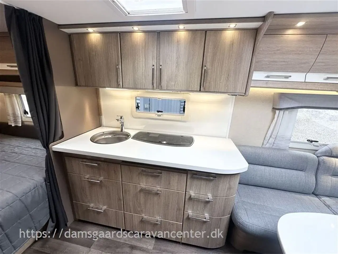 Billede 13 - 2019 - Kabe Classic 520 XL KS   Fransk seng-Alde-Gulvvarme-Mover-El markise