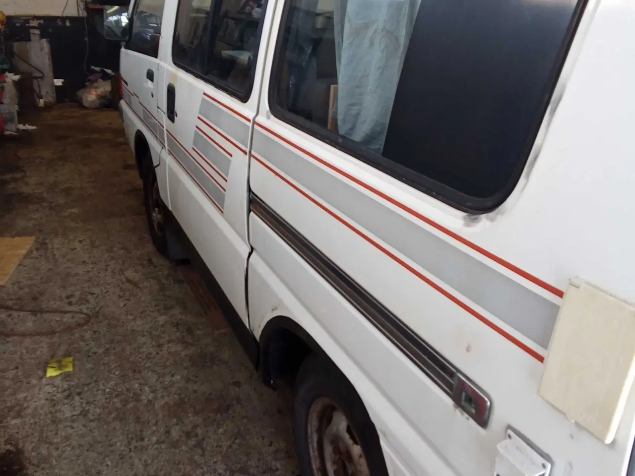 Billede 4 - Mitsubishi l300 camper