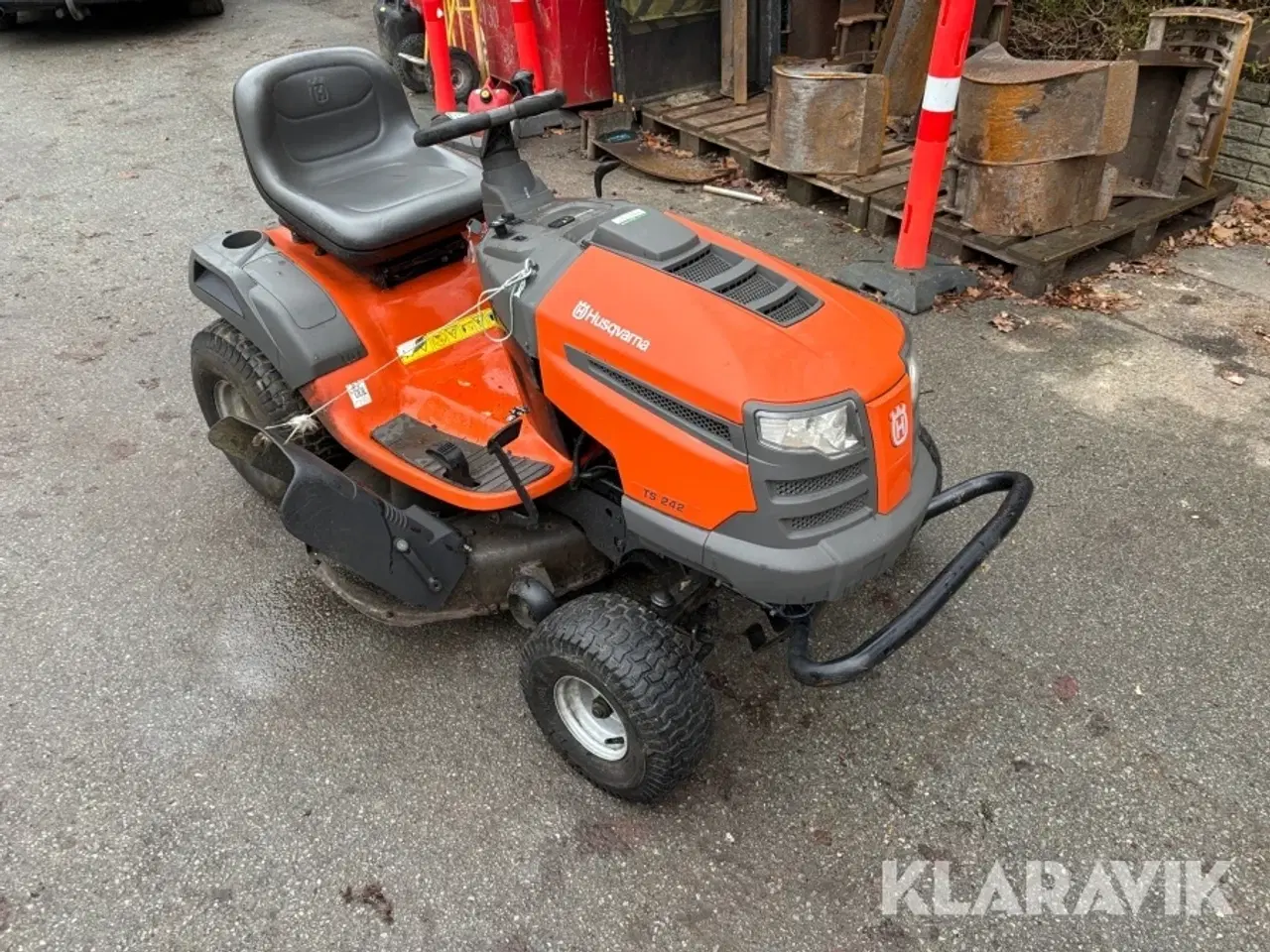 Billede 2 - Græsslåmaskine Husqvarna TS242