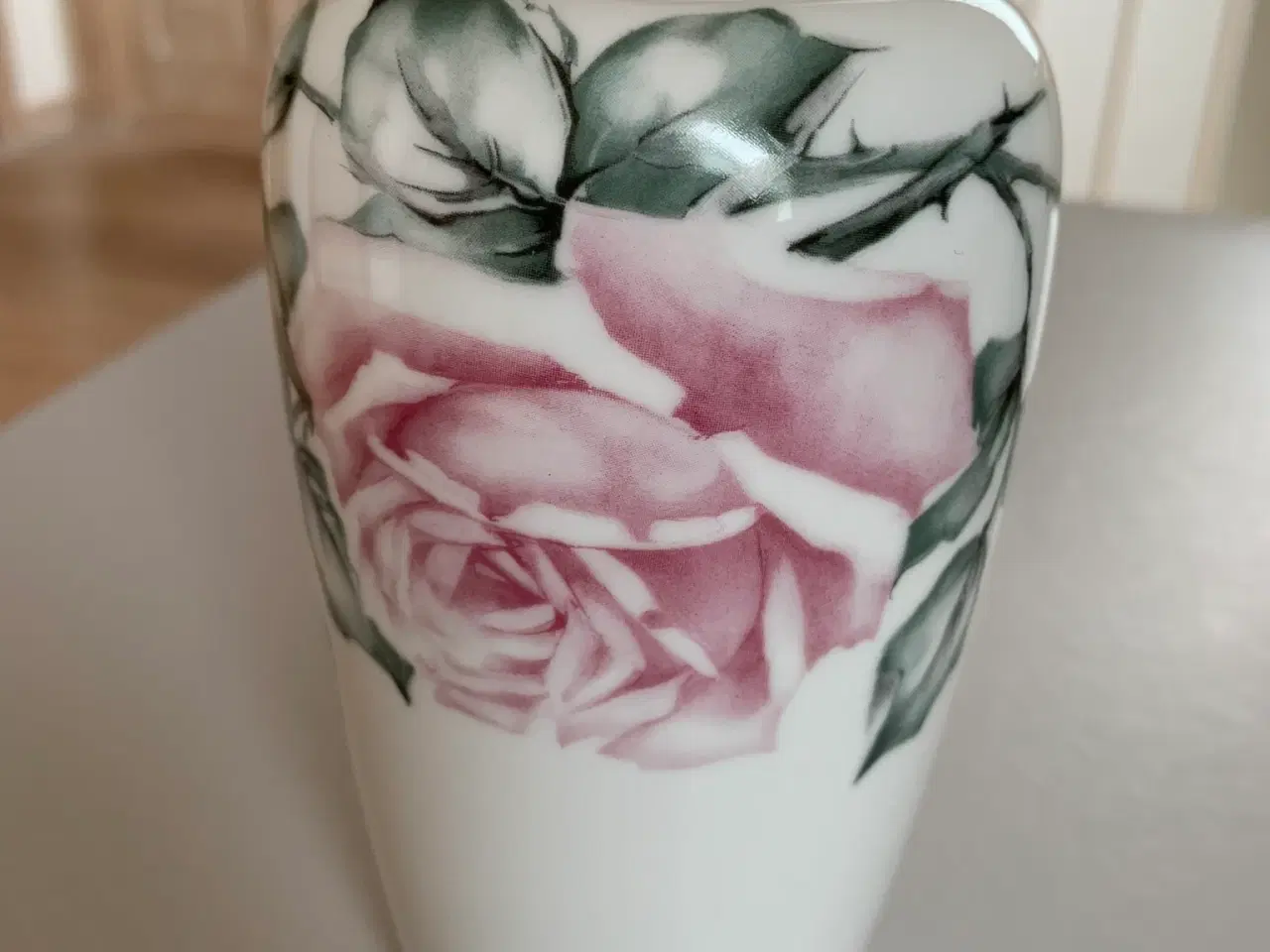 Billede 1 - Vase med rose B & G