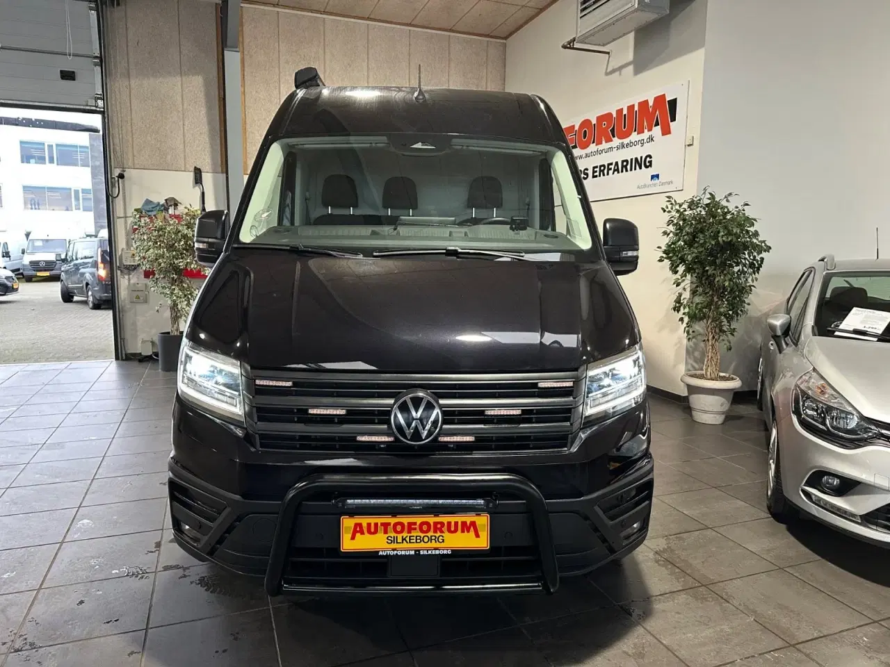 Billede 1 - VW Crafter 35 2,0 TDi 177 Kassevogn L4H3 aut.