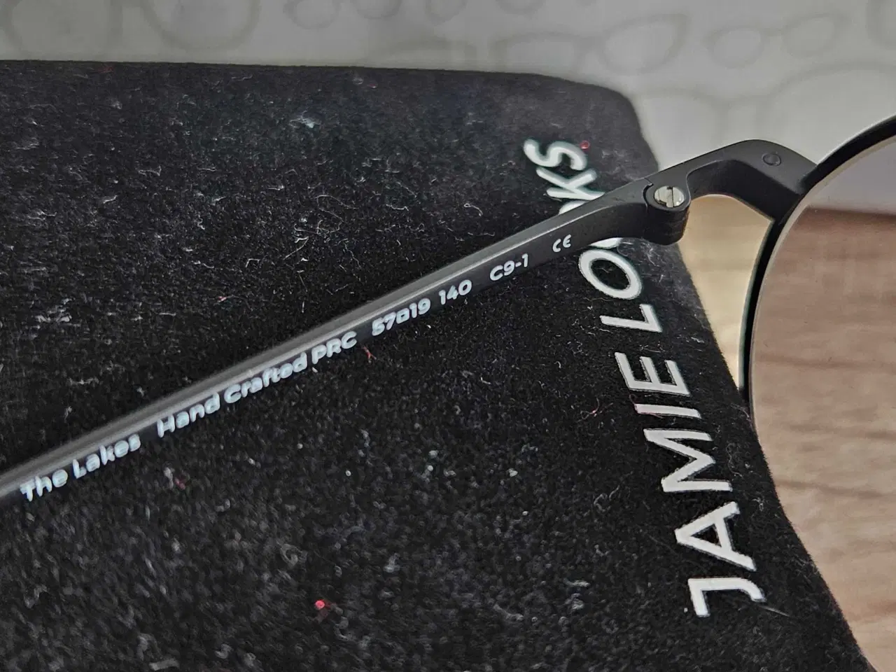 Billede 3 - Solbriller Jamie looks 