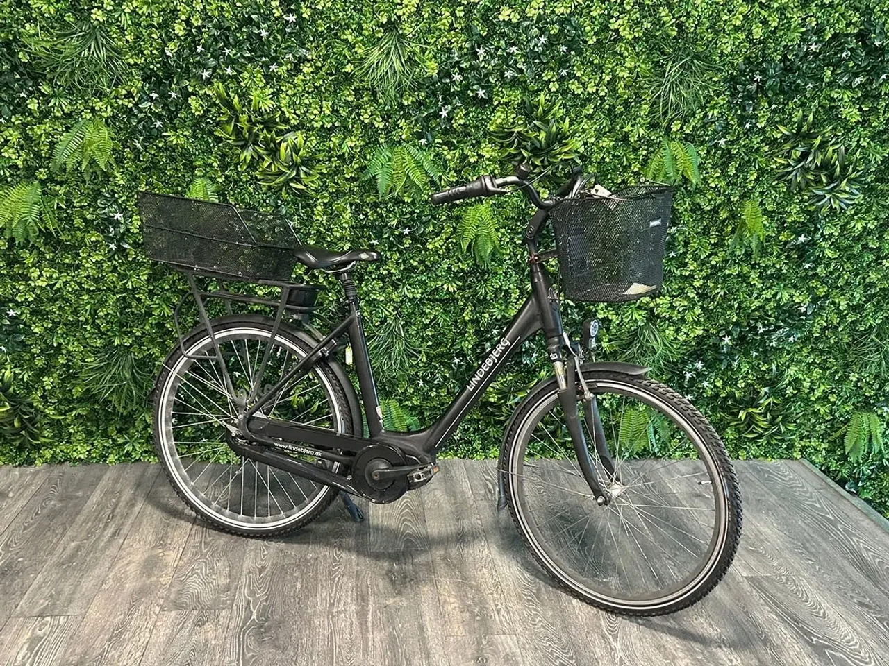 Billede 1 - Center Lux Sort - Lav indstigning - 53 cm