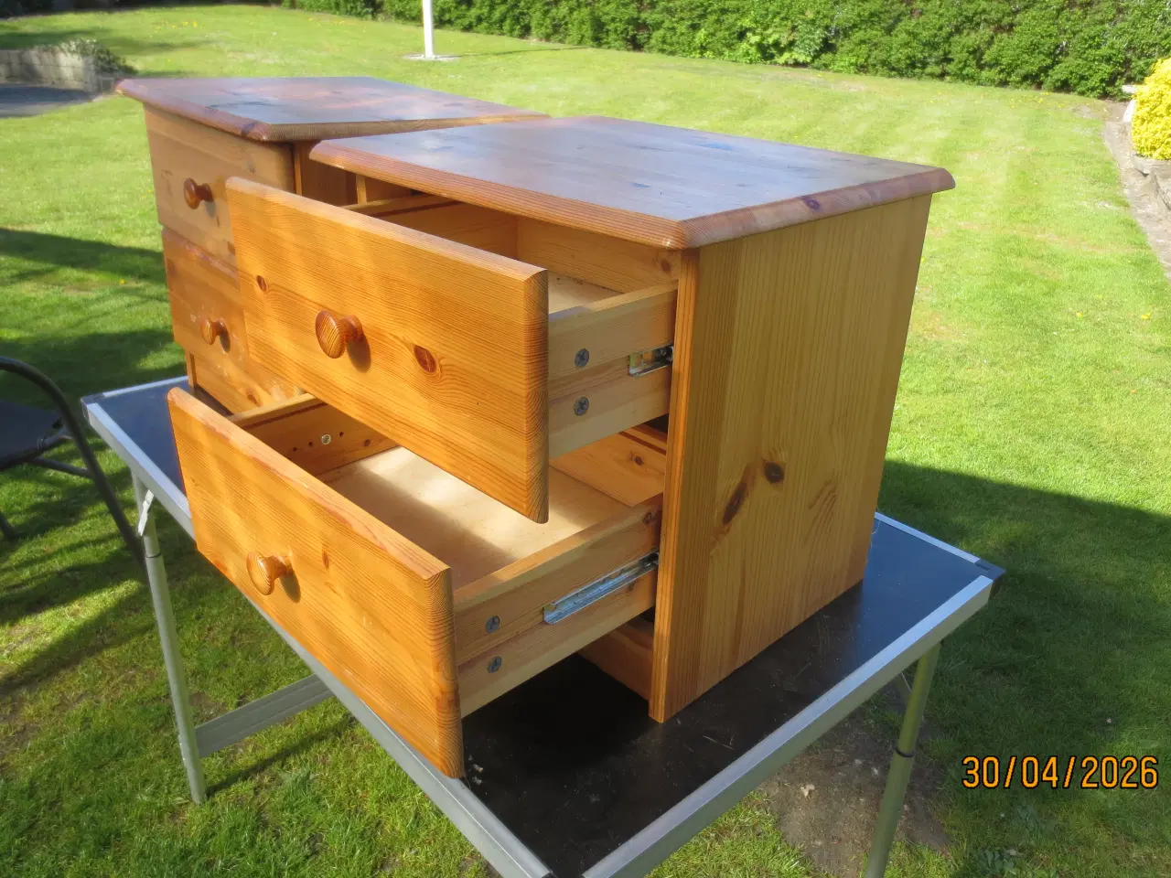 Billede 3 - 2 stk Sengeborde i Fyrretræ 