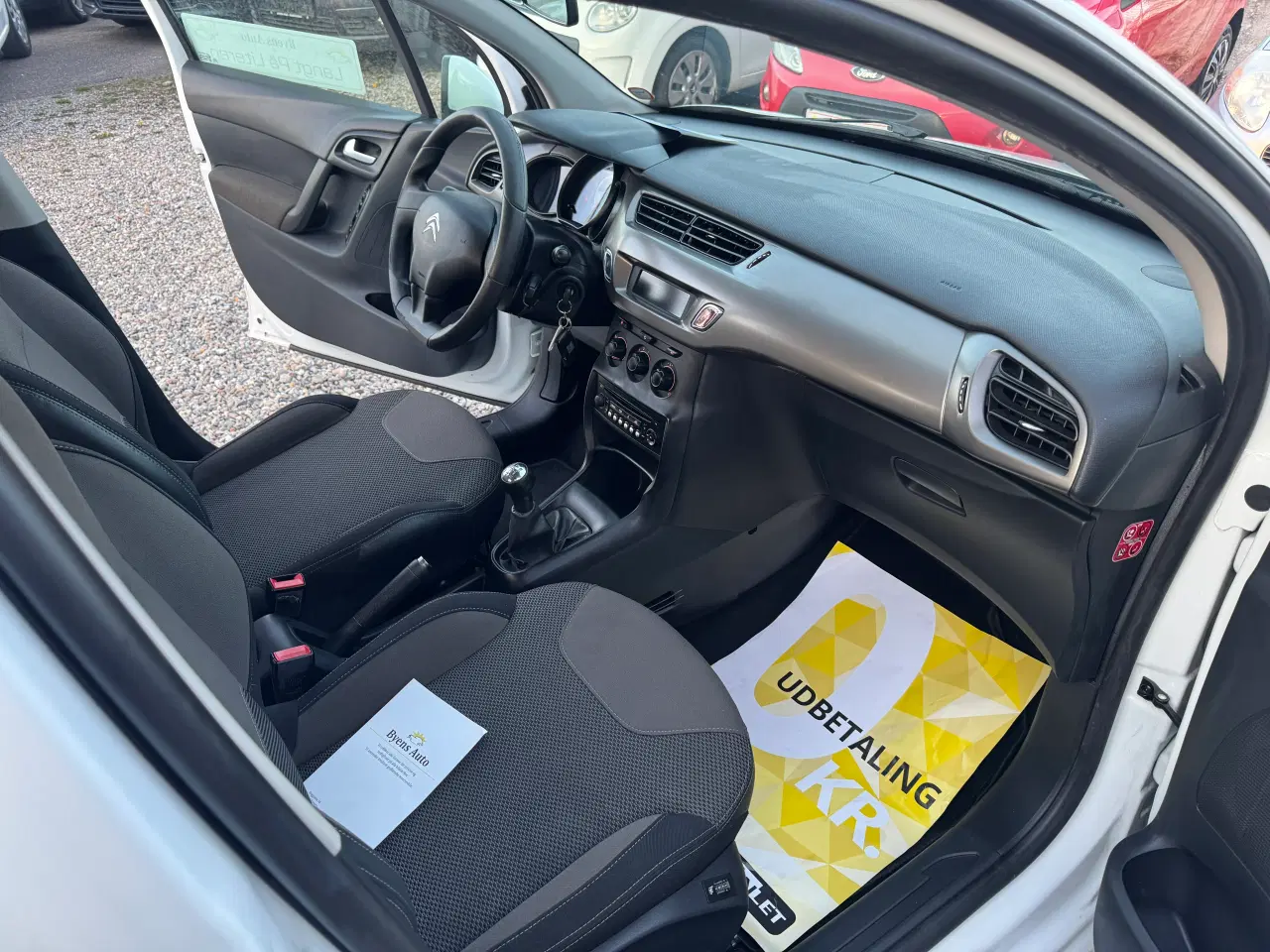 Billede 5 - Citroen C3 1.2 Nysyn Meget pæn og velholdt