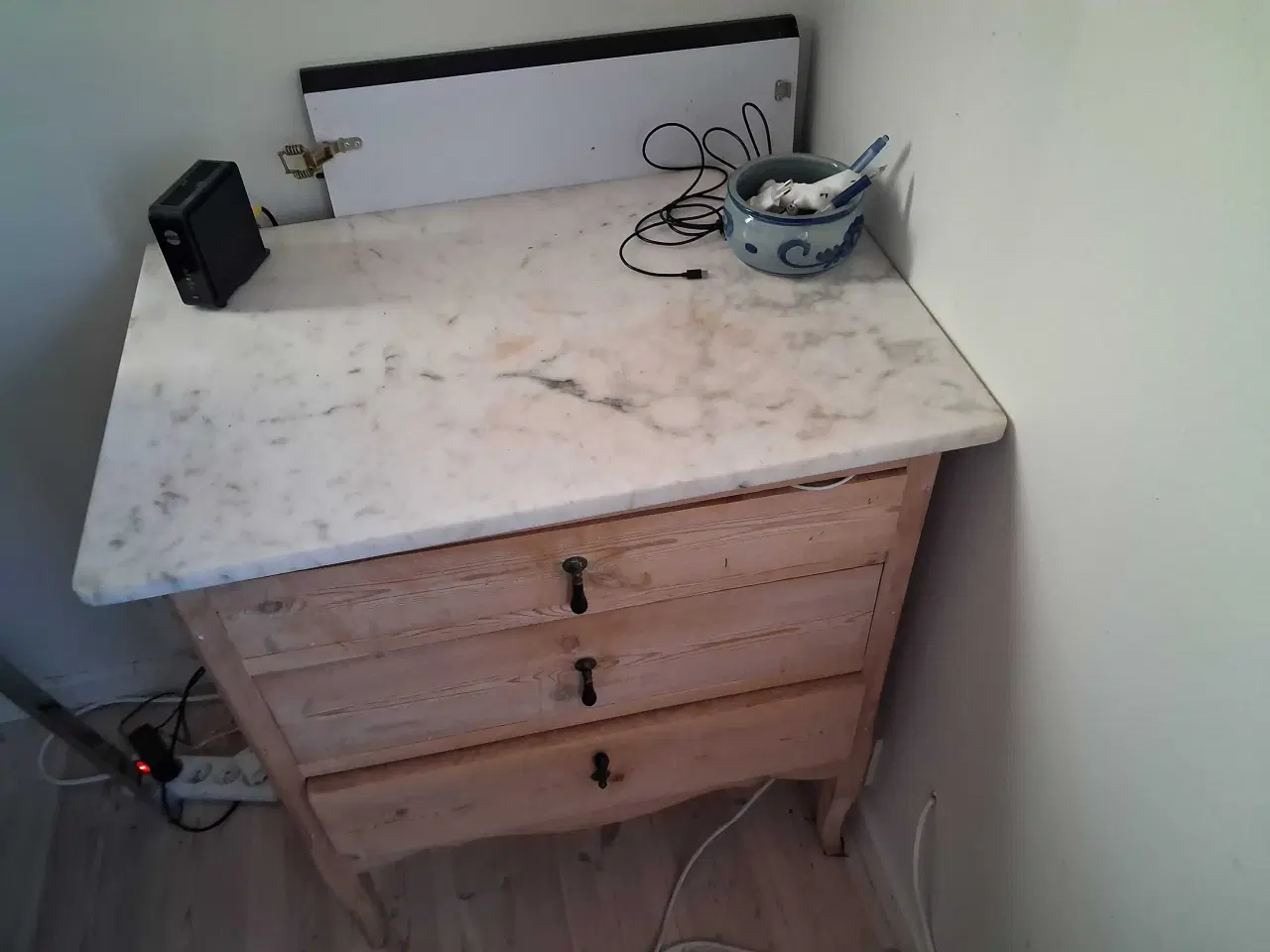 Billede 1 - Servante