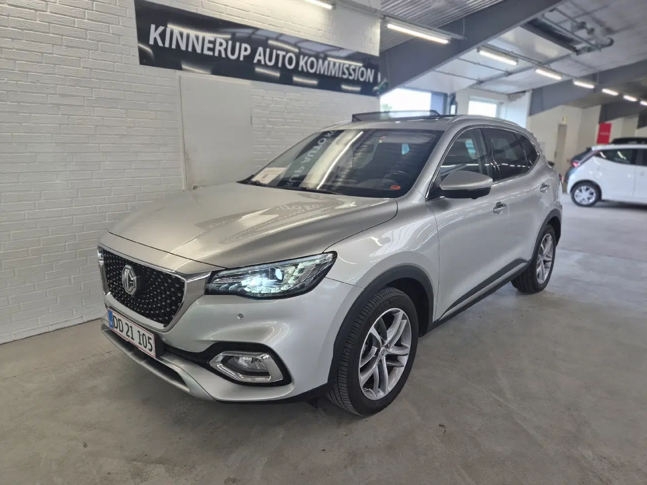 Billede 2 - MG EHS 1,5 T GDI  Plugin-hybrid Luxury 258HK 5d 10g Aut.