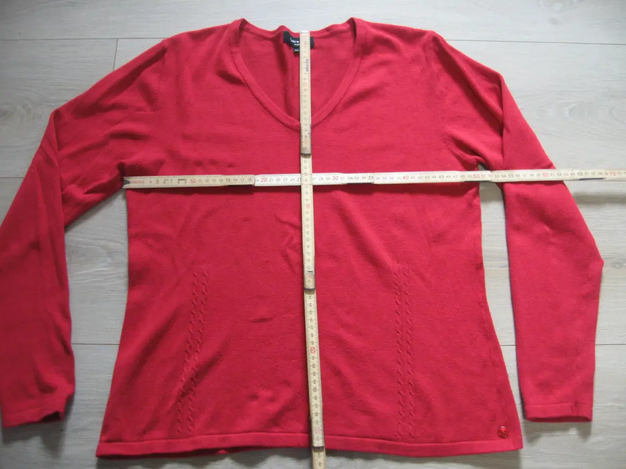 Billede 4 - Rød Claire bluse str 44