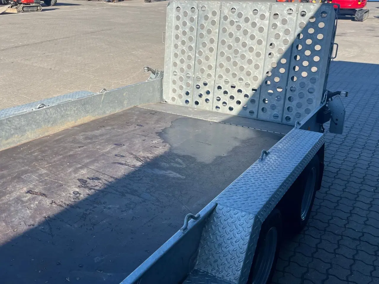 Billede 8 - Ifor Williams GH 126 3500kg maskintrailer Årgang 2025