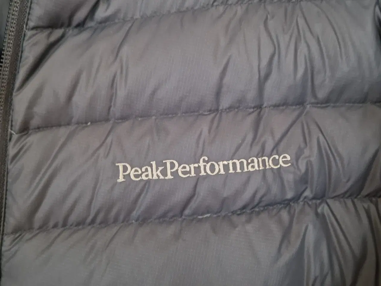 Billede 2 -   Billig peak performance hood jacket