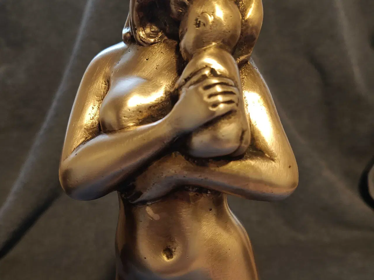 Billede 7 - Messing figur dame med baby