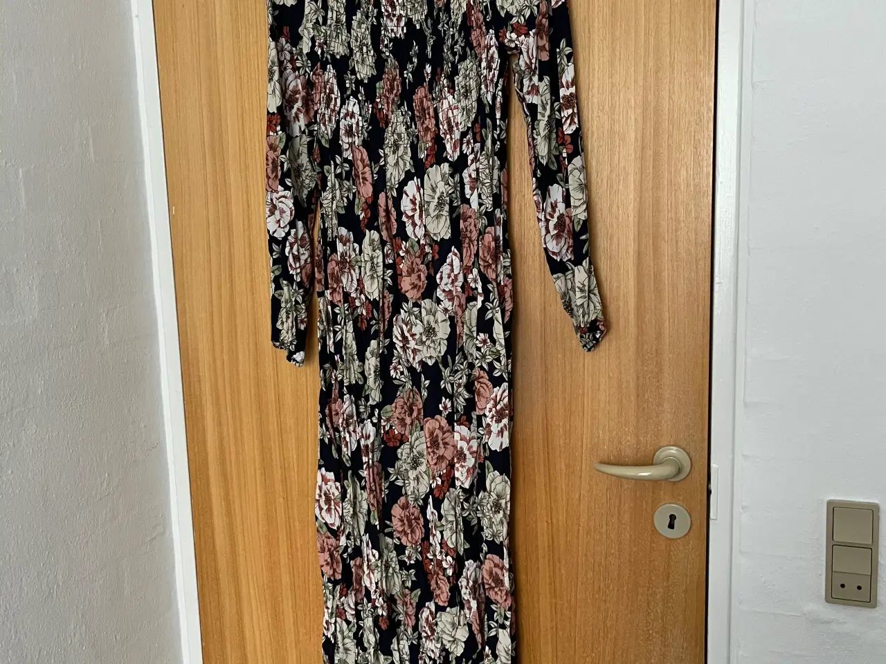 Billede 3 - 👗👗BYD Forskellige Kjoler👗 👗