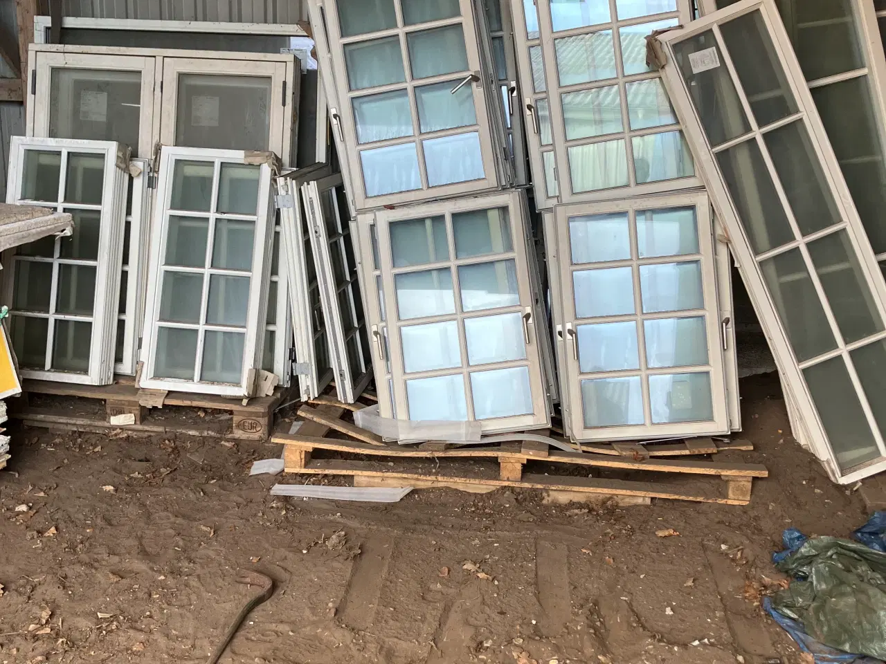 Billede 1 - Løse vinduesrammer træ alu 75- pr stk