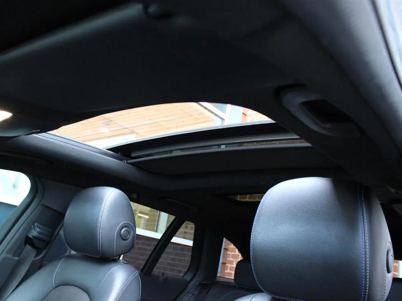 Billede 4 - Mercedes-Benz C300 de T 2,0 CDI  Plugin-hybrid AMG Line Night Edition 9G-Tronic 306HK Stc Aut.